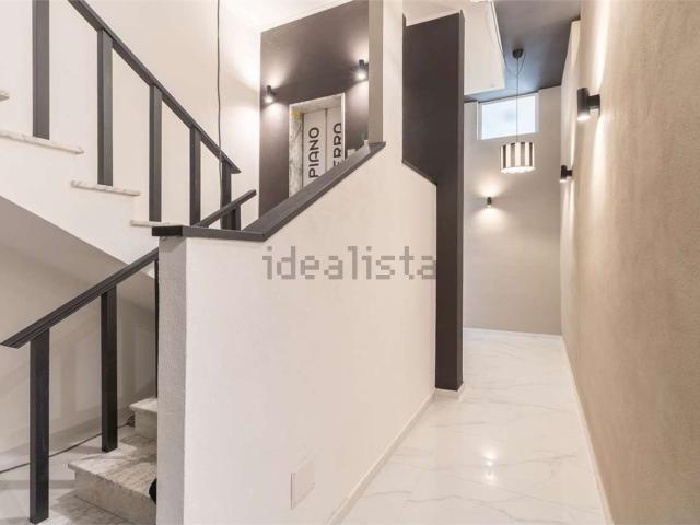 Ufficio in vendita di 92 m² in Via Guglielmo Marconi