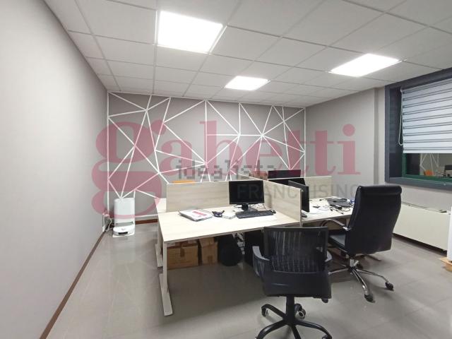 Ufficio in vendita di 92 m² in Corso Trieste