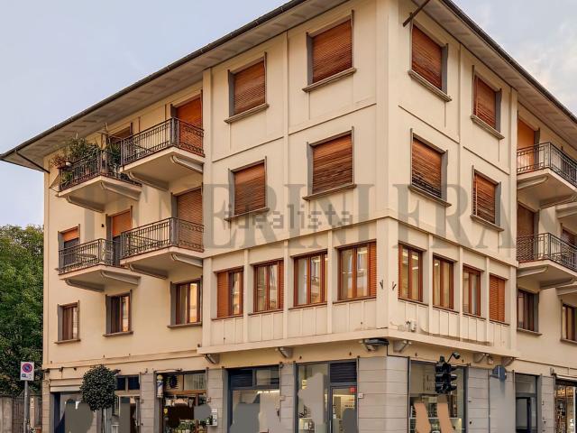 Ufficio in vendita di 93 m² in Via Margaritone