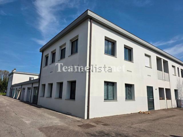 Ufficio in vendita di 94 m²