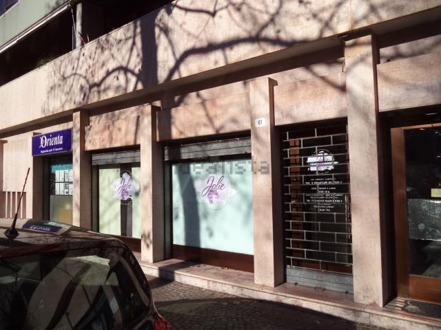 Ufficio in vendita di 95 m² in Viale Venezia, 61