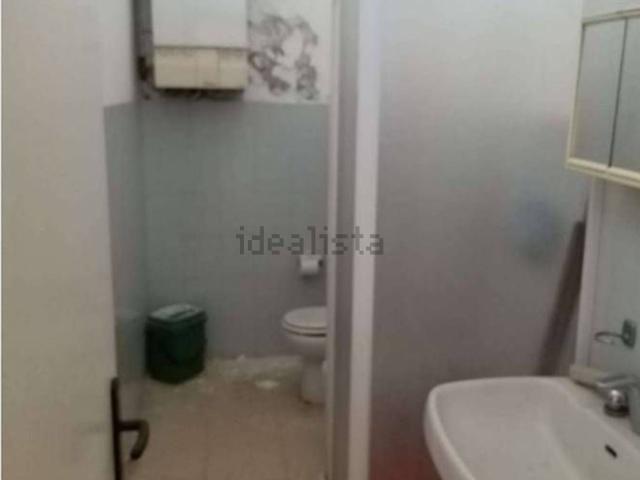 Ufficio in vendita di 96 m² in Via Giovanni Pascoli