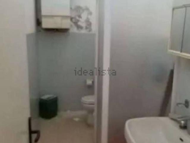 Ufficio in vendita di 96 m² in Via Giovanni Pascoli, 5
