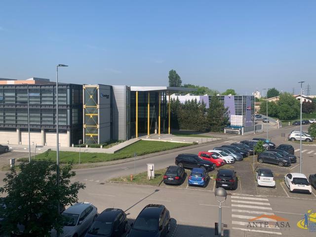 Ufficio in vendita in via alfredo veroni, Parma