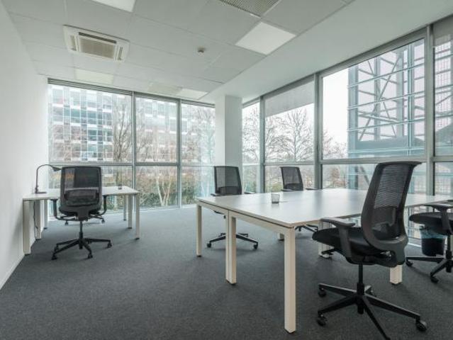 Ufficio privato in affitto per 4 persone a San Donato, Ten Building