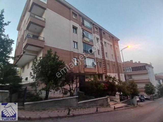Ufuktepe Mh. Cadde Yakını Bağımsız Odalı Ara Kat 3+1 Satılık
