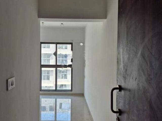 UK Iridium 2 Bedroom 548 Sq. Ft. Apartment in Kandivali East Mumbai Listing ID: #10021