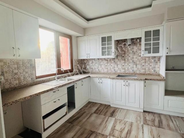 Çukurçayır'da Full Deniz Manzaralı 4+1 Satılık Daire