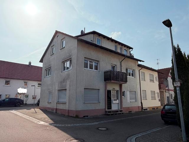 Uhingen: 3 Familienhaus mit Perspektive und Potenzial