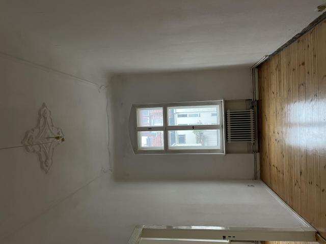 Uhlandstr, Zwk.WG helle, ruhige Zimmer