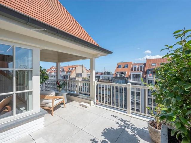 Uitzonderlijk Duplex Dakappartement met Zonneterrassen in het Hart van Knokke