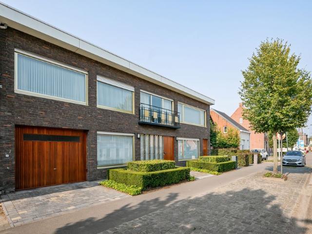 Uitzonderlijke woning te koop voor 595000 euro met 5 slaapkamers