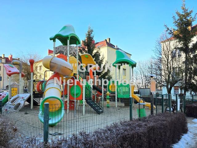 Ujście, 50,8 m², balkon, ogród, garaż, niski czynsz