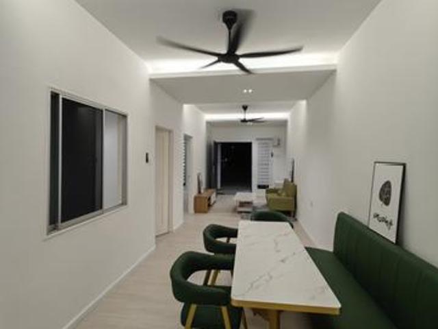 Ujong Pasir 15 Storey FREEHOLD Fully New Renovation