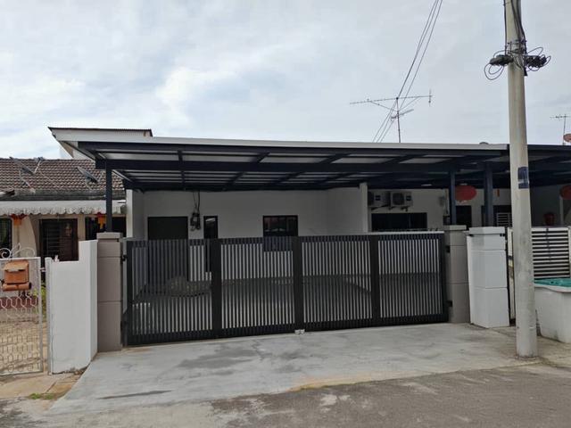 Ujong pasir 1sty Terrace House 22x76 3room 2bath FREEHOLDNewly Reno