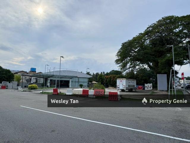 Ujong Pasir Melaka City Commercial Building Facing main road For Rent