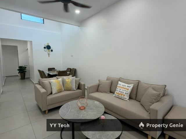 Ujong Pasir Single Storey Terrace