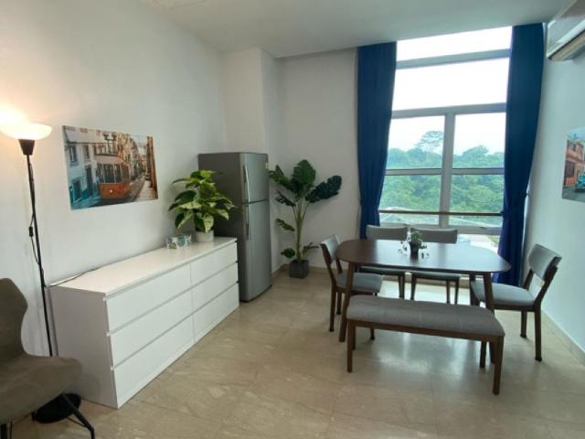 Uob Centre Condominium Room Rental, $1,649, 1 Bed 1 Bath 220 sqft $7.50 psf