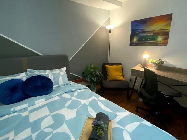 Uob Centre D21, Apartment