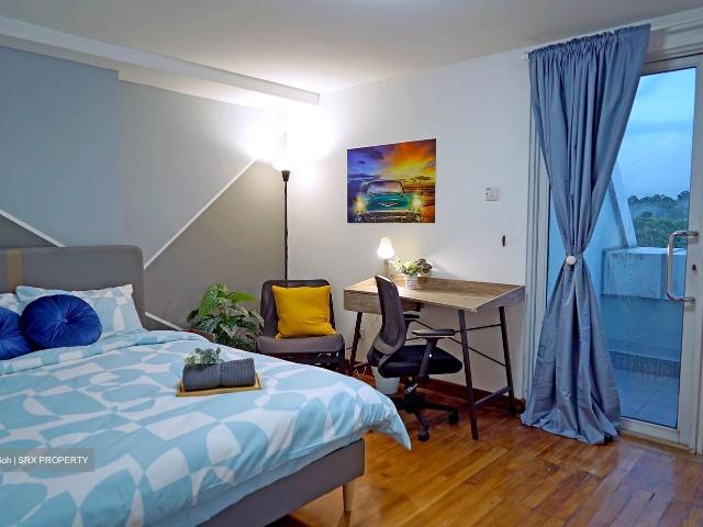Uob Centre D21, Apartment