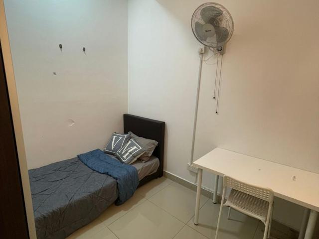 UOW KDU Student Room for rent at Paramount Utropolis