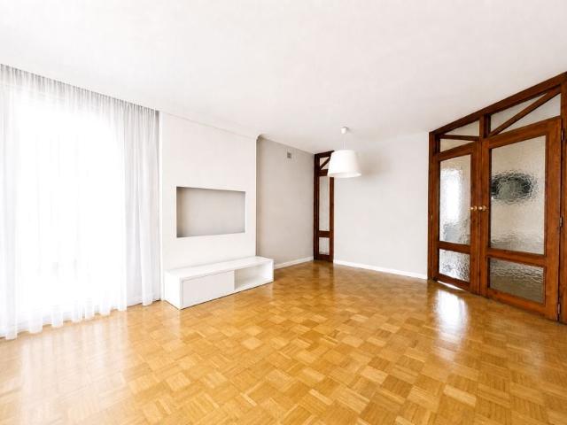Ul. Armii Krajowej 81,80 m², Białystok