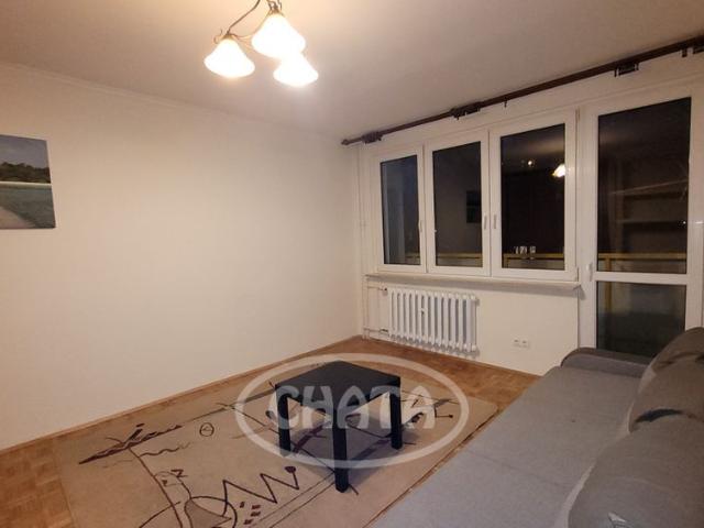 ul. Oporowska / Balkon / Rozkład / Media Miejskie