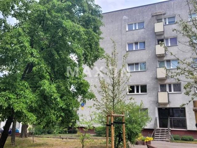 Ul. Starej Baśni 55,90 m², Warszawa