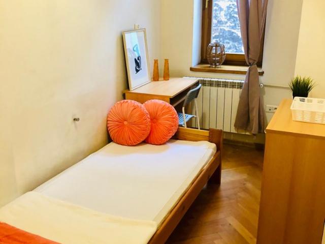 ul. Starowiślna 49 Pokój 1 osobowy nr 1