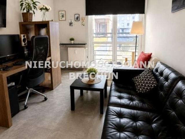 Ul. Szybka / balkon / miejsce postojowe 60 m², Wrocław
