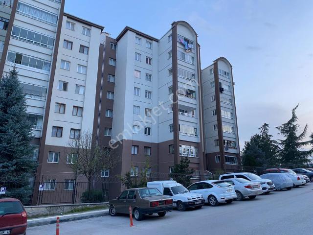 Ulaş Emlak Elvankent Merkezde Site İçerisinde Çift Asansörlü