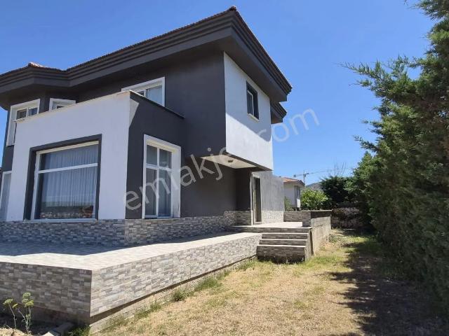 Ulamış’ta Satılık 3+1 Dubleks Villa