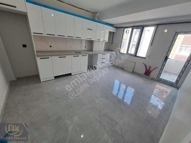 Ülgen İnş Esentepe Mah Satılık 3+1 Daire 125 M