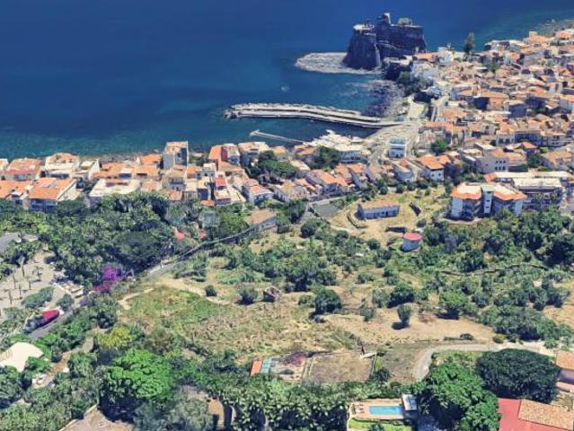 Uliveto in vendita a Aci Castello