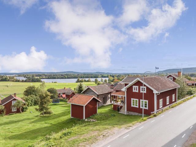 Ullvi Sågmyravägen 202