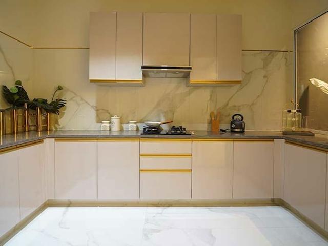Ullahawas, Sector 61 3.5 Bedroom 1600 Sq. Ft. Builder Floor in Ullahawas Gurgaon Listing ID: #10039