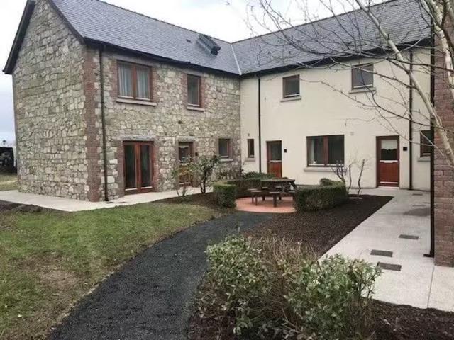 Ullard, Graiguenamanagh, Co. Kilkenny is for rent