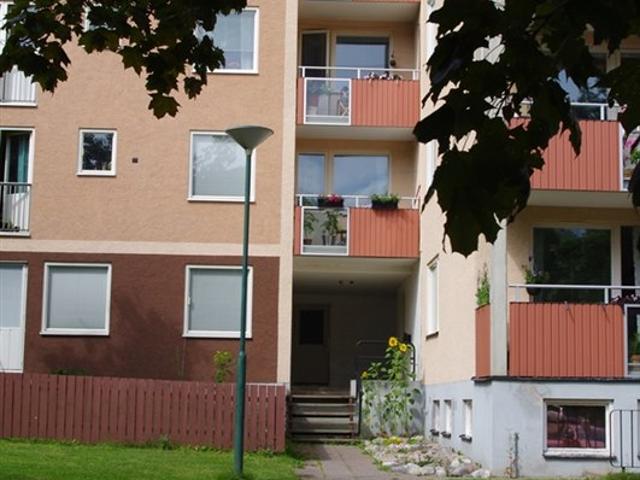Trollsmultronvägen 7