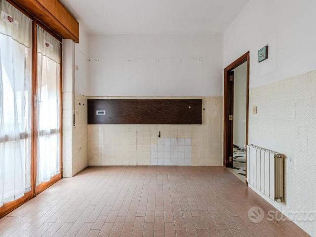 Ultimo Piano Quadrilocale con ascensore