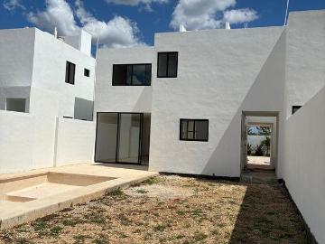 ULTIMA CASA RESIDENCIAL EN BOTANICO CONKAL MERIDA YUC