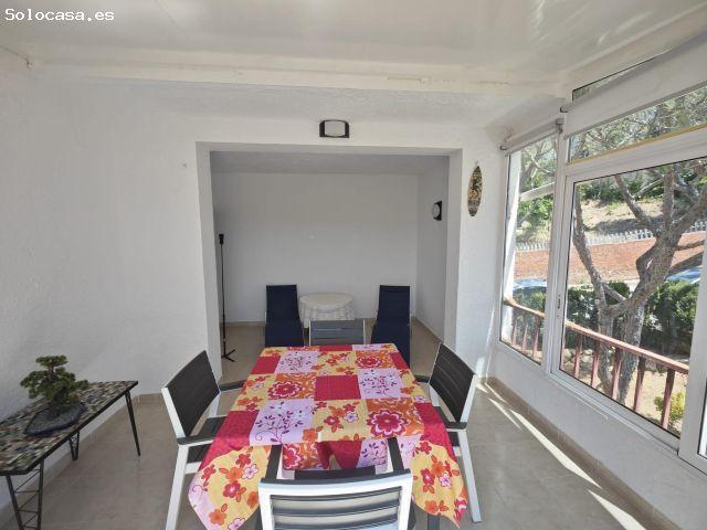 Última planta esquinera con terraza soleada y vistas al mar – Tossa de Mar