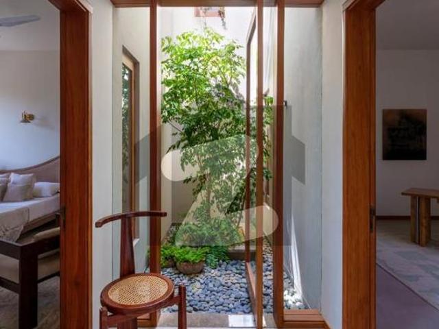 Ultra luxury 1000 yards corner bungalow for sale dha phase 6, karachi dha phase 6