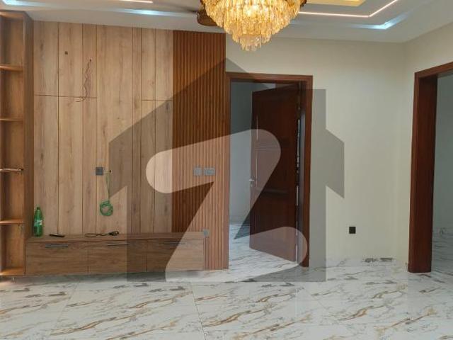 Ultra Luxury 10 Marla House for Rent | 4 Master Bedrooms | Gas Available | Near Park | DHA 11 Rahbar