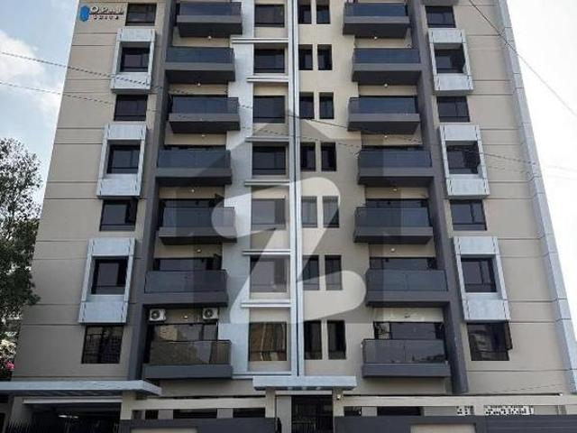 Ultra luxury modern appartment for rent clifton block 7