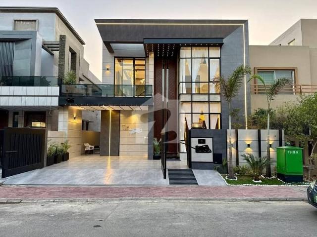 Ultra luxury modren house for sale in quaid block bahria town lahore