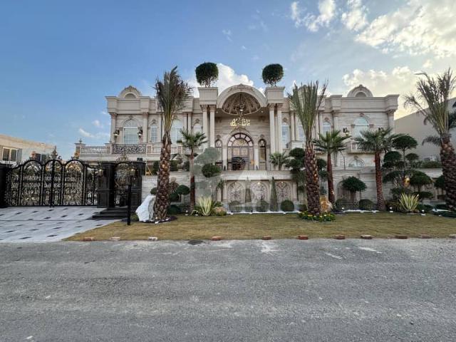 Ultra Luxury Spanish 2 Kanal Furnished Bungalow With Basement, Pool, Lift & Home Theater DHA Lahore