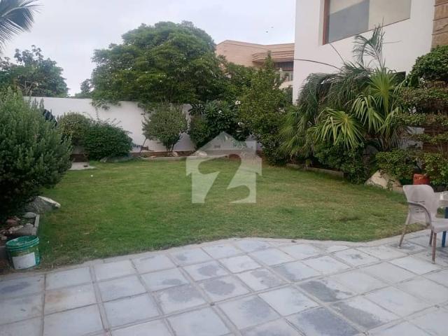 Ultra luxury west open bungalow for sale in dha phase vi 1000 yards | swimming pool | lift | basement