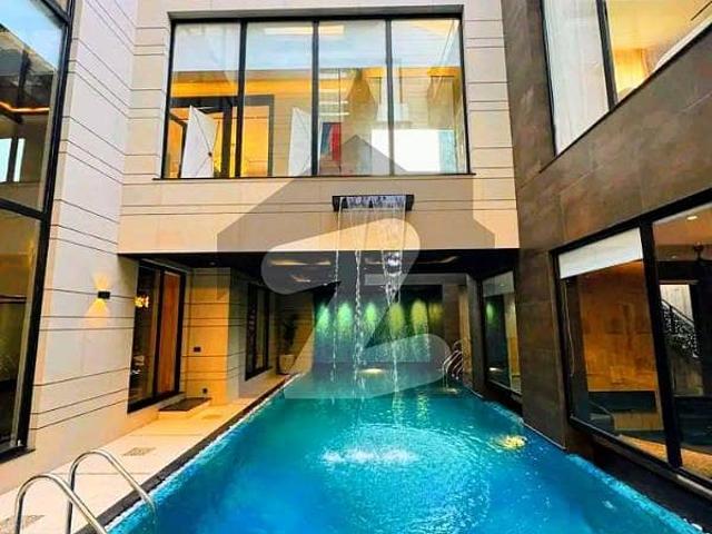 1 Kanal Spacious House Is Available In DHA Phase 7 For Sale