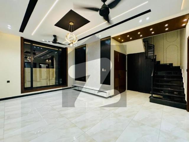 Ultra modern 5 marla brand new house available for sale at reasonable price in citi housing gujranwala citi housing society