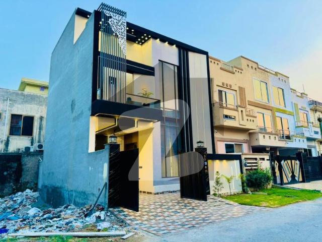 Ultra modern 5 marla brand new house available for sale at reasonable price in citi housing gujranwala citi housing society